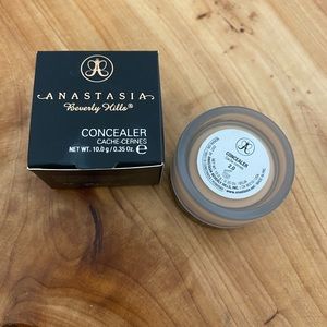 Anastasia Beverly Hills Concealer 2.0